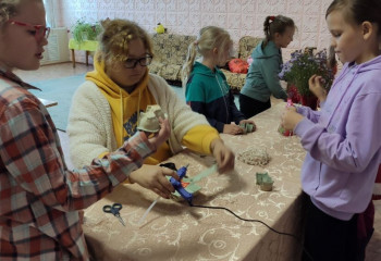 «Покормите поскорей наших маленьких друзей».